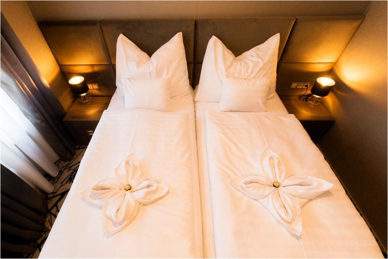 Hotel Szatmari & Etterem Jászberény 외부 사진